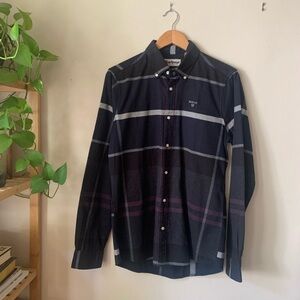 Barbour // Tailored Fit Long-Sleeved Shirt in Navy Tartan